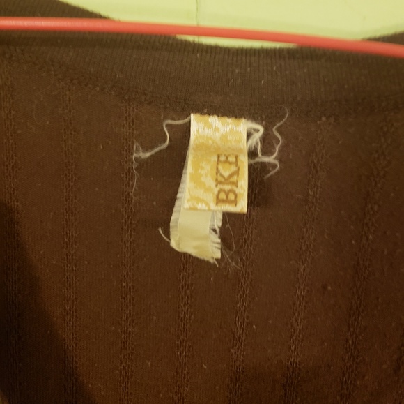 V-Neck Blouse - Picture 2 of 2